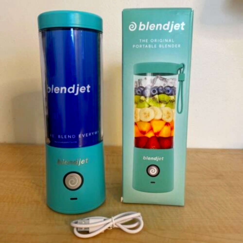 Blendjet the original portable blender.